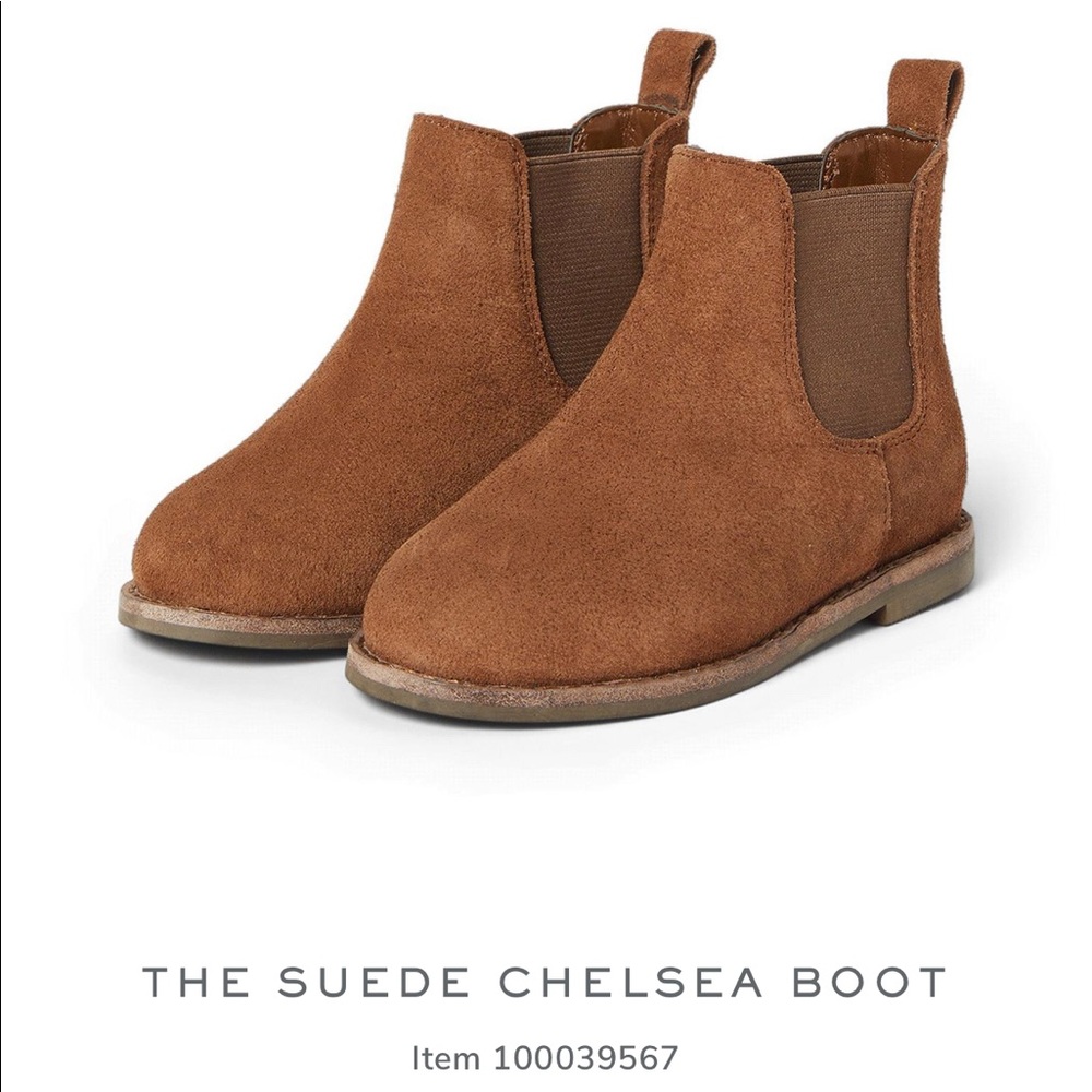 THE SUEDE CHELSEA BOOT
